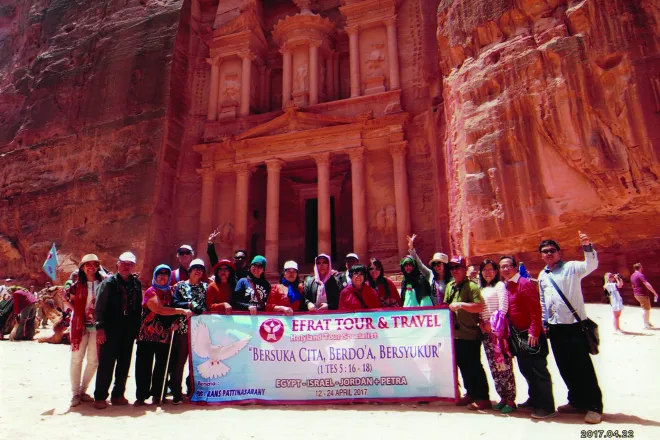 Tour ke Israel Gallery 12-24 April 2017 special PERAYAAN PASKAH 2017<br> 3 holyland_tour_murah_3